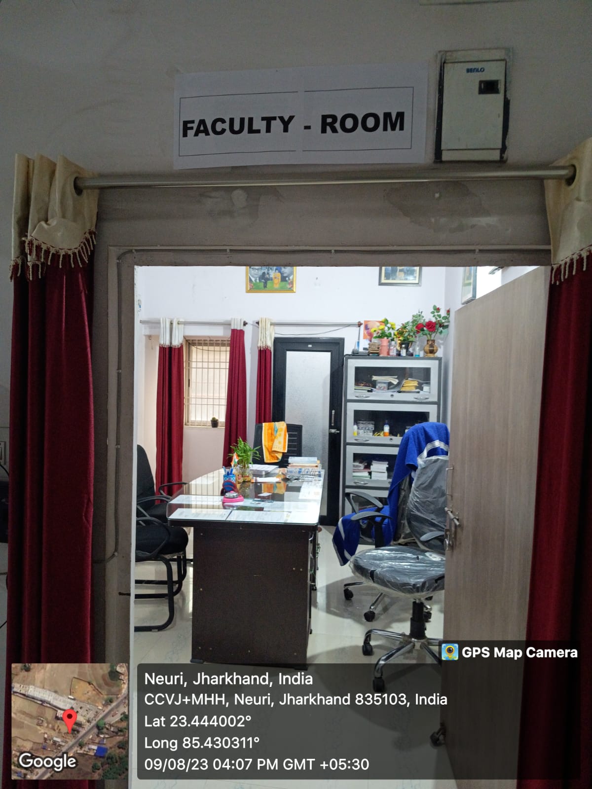 Laboratory Facility 4